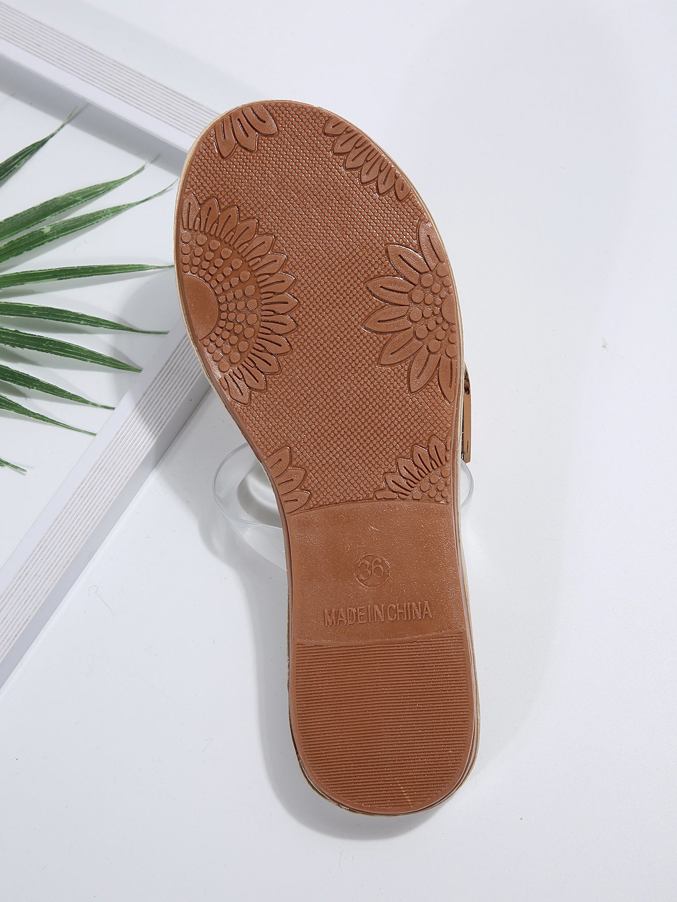 Women Sandals Open Toe Non Slip Sandals Outer Wear Mini Heart Shaped Flat Sandals Slides