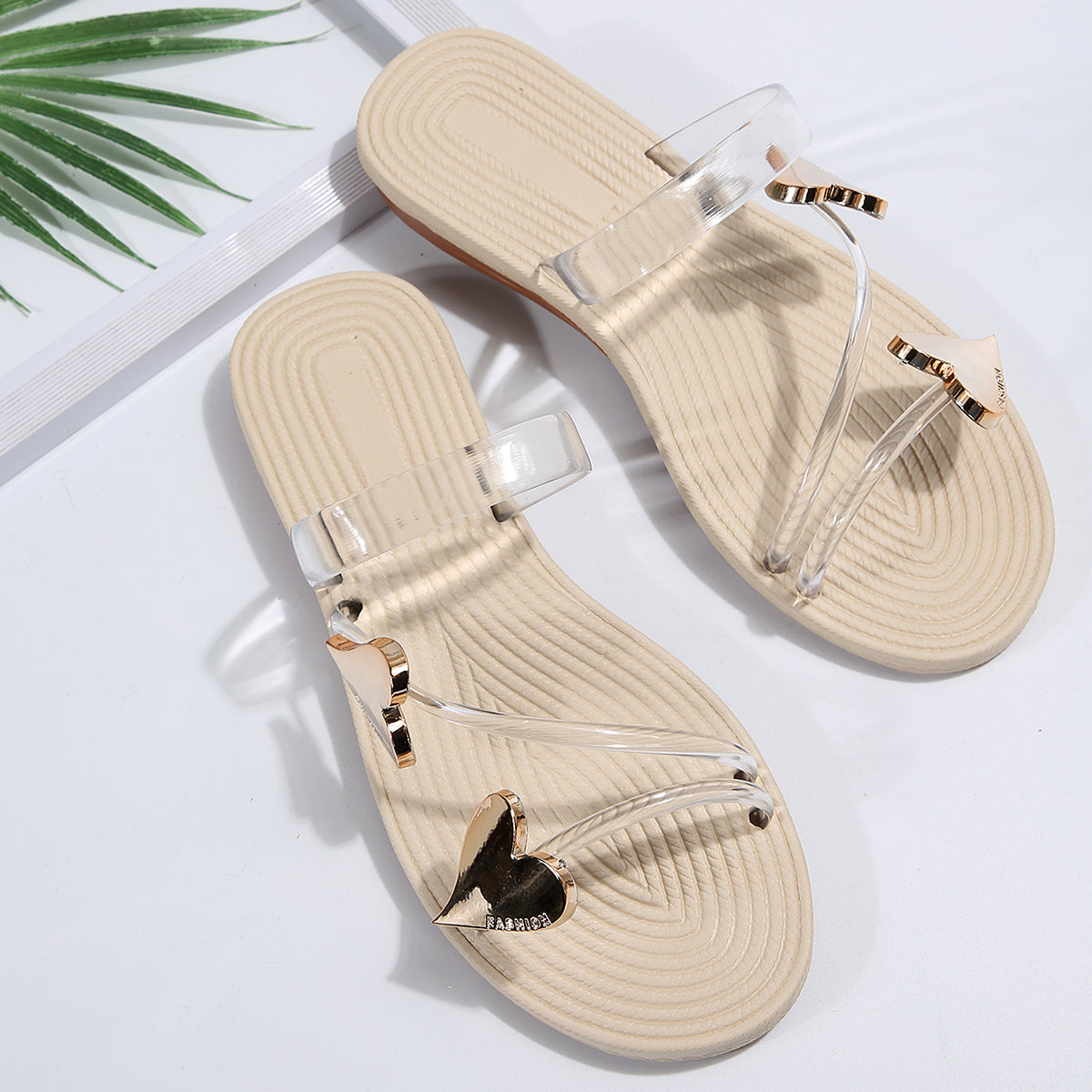 Women Sandals Open Toe Non Slip Sandals Outer Wear Mini Heart Shaped Flat Sandals Slides