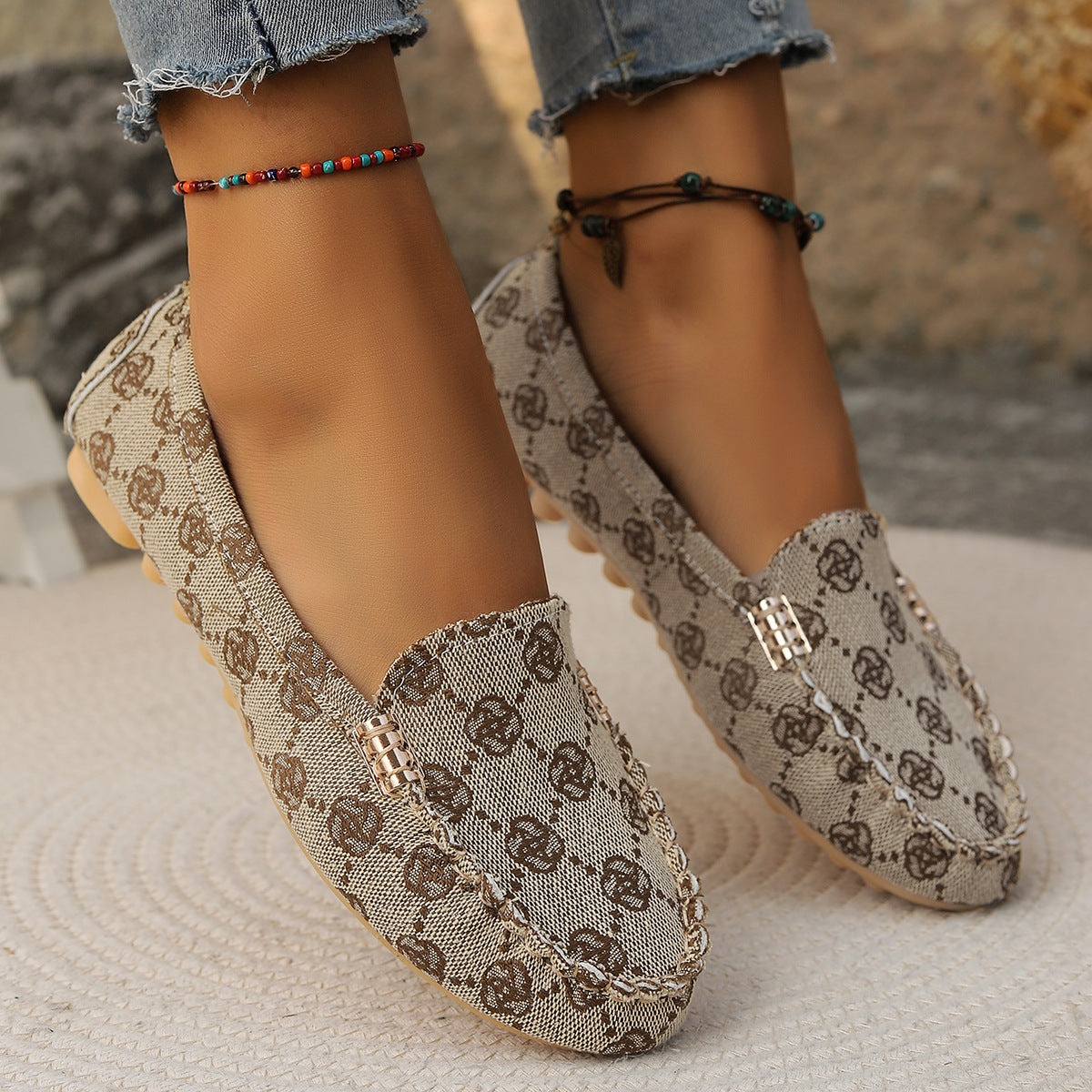 Arrival Color Matching Cloth Surface Lazy Flat Pumps Women Ethnic Low Cut Breathable Lazy Work Shoes